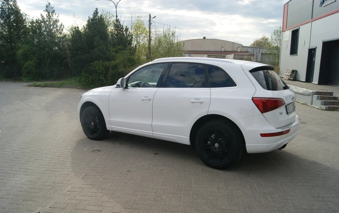 Audi Q5 cena 59900 przebieg: 193032, rok produkcji 2012 z Ślesin małe 562